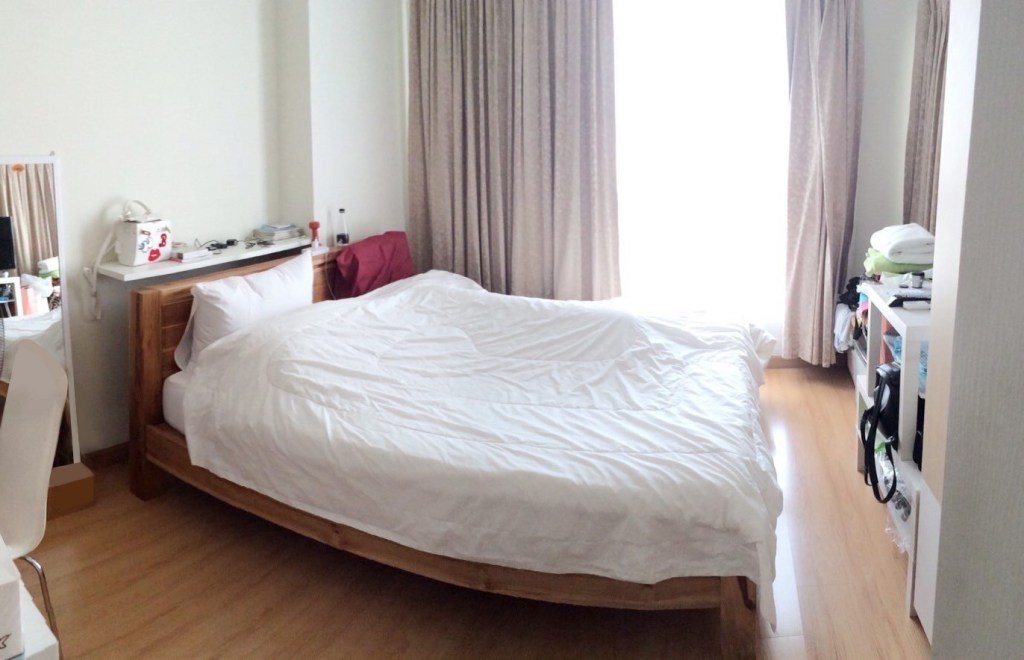 ไลฟ์ แอท รัชดา-สุทธิสาร