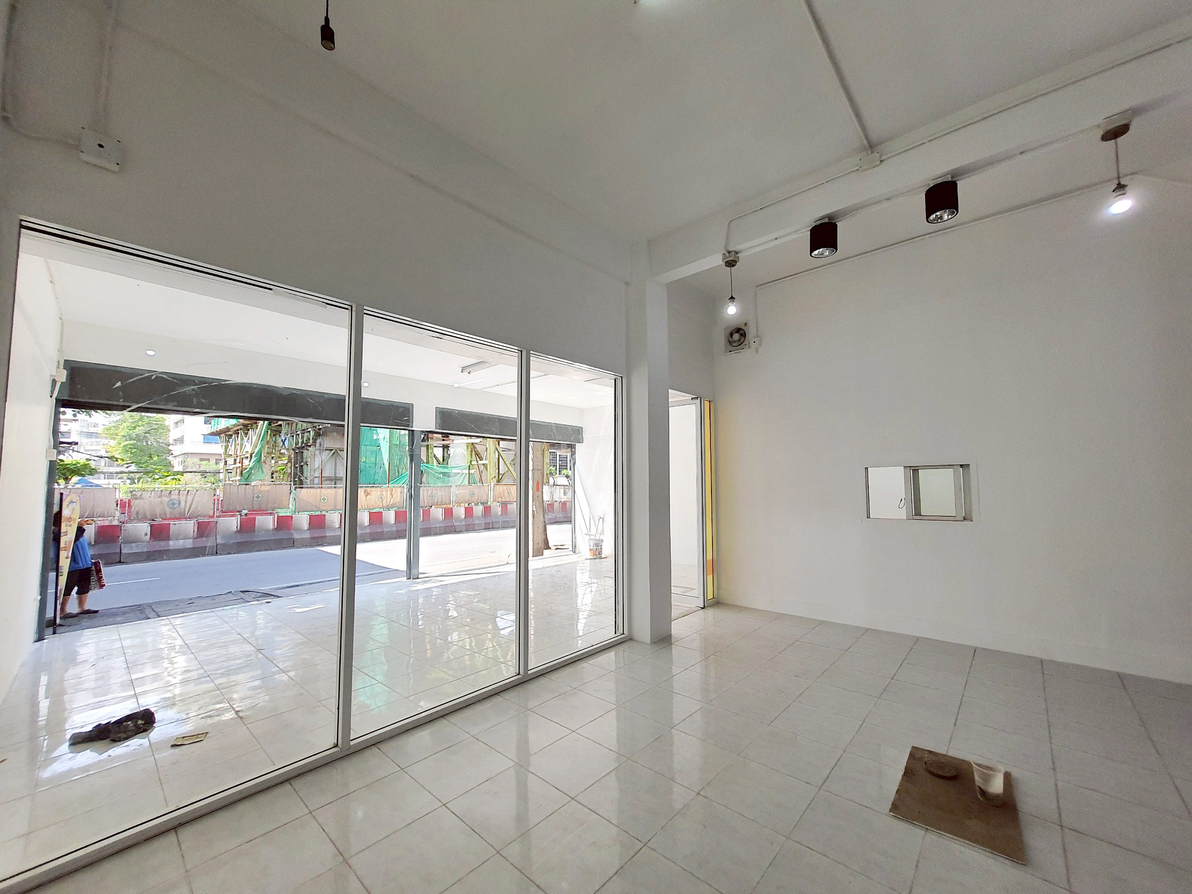 เช่าพื้นที่ขายของ