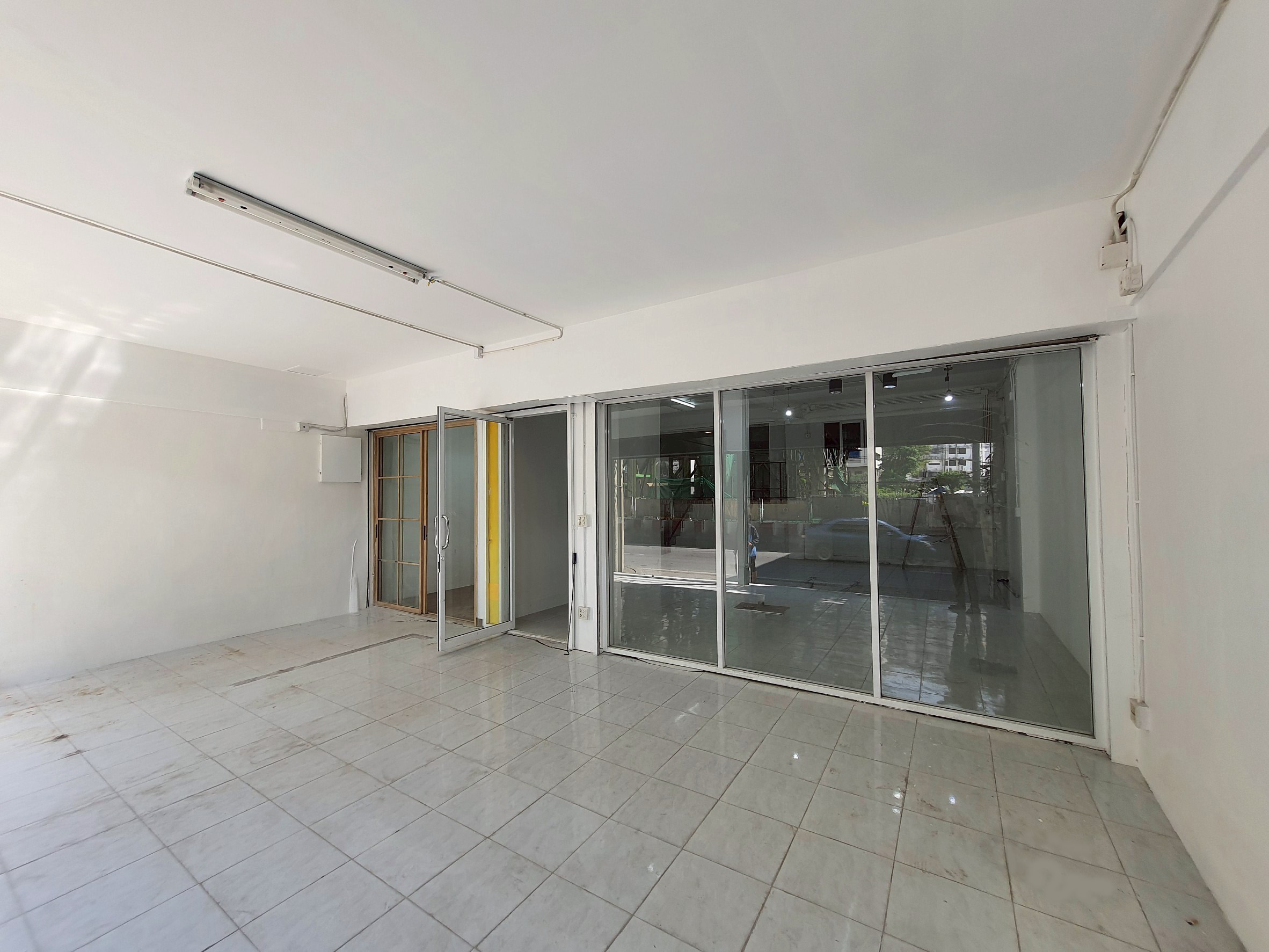 เช่าพื้นที่ขายของ