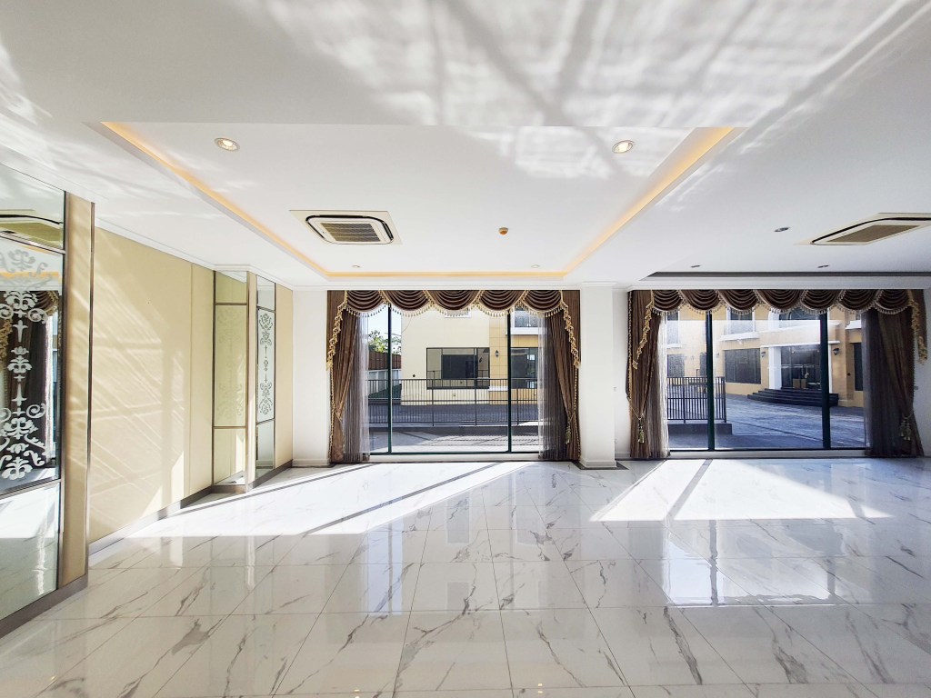 ออฟฟิศสมุทรปราการ