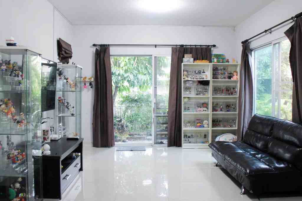 บ้านปิ่นเกล้าวงแหวน