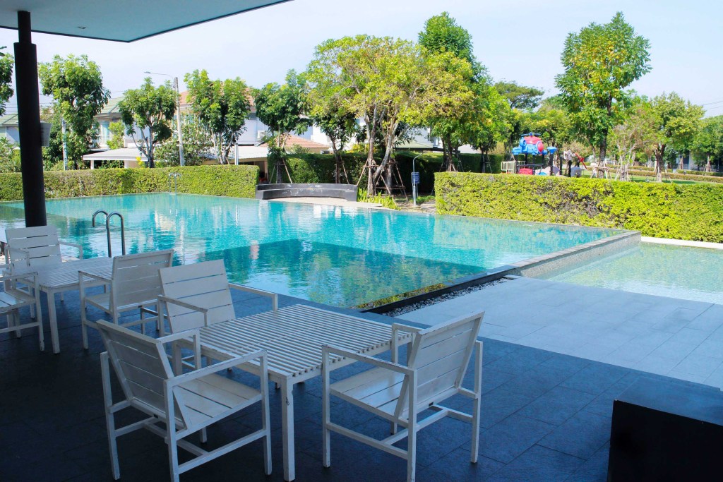 บ้านปิ่นเกล้าวงแหวน